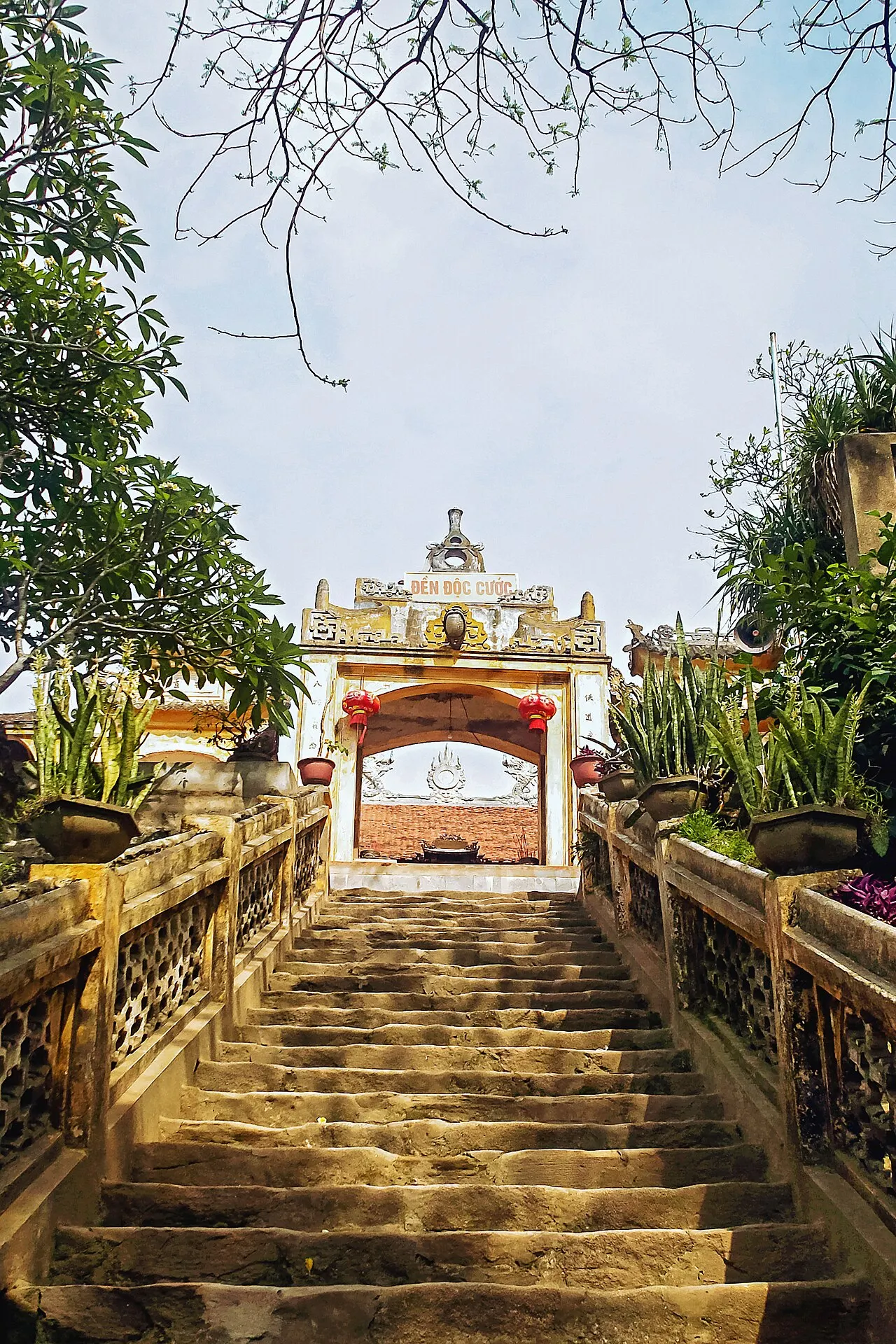 Đền Độc Cước